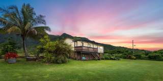 Perfect Location on 5 Acres, Walk to Beach, Open Concept w/ Breeze  Views Gallery 1