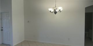 1027 SE 11th Street Gallery 8