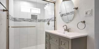 224 W Glenrosa Avenue Gallery 20