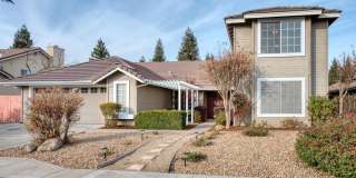Spacious 5 Bedroom Clovis Home Gallery 1
