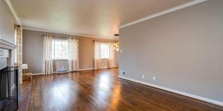 5 Bedroom, 2 Bath Ranch Home in Oakwood! Gallery 7