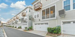 554 Amalfi Drive Gallery 32