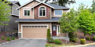 Beautiful 3 Bedroom 2.5 Bathroom Home in Bothell Gallery 1