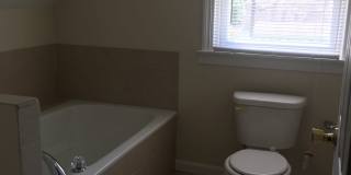 Spacious 3BR/2BA Home off of Taylor Blvd Gallery 21