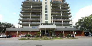 230 West Alabama Apartments Gallery 2