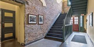 *Beautifully Updated & Unique 1BD/2BA Condo Unit Available in South Side* Gallery 7