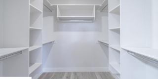 Pet friendly 3 Bedroom Townhome in Washington! Gallery 58