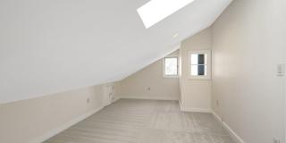 2031 HILLSIDE Drive Gallery 75