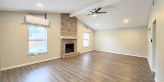 11643 Creston Street Gallery 13