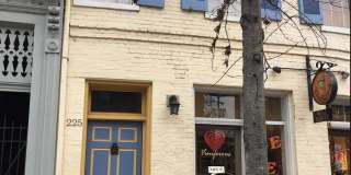 Charming Unit in the Heart of Downtown Frederick Gallery 1