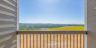 Luxury Townhome with Stunning Mountain Views | 4 Bed | 3.5 Bath Gallery 33