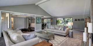 Elegant Fully Renovated 3/3 in Fair Oaks! Gallery 4