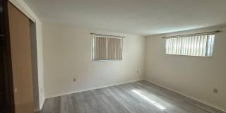 Beautiful 2 bedroom home with fenced in backyard Gallery 23