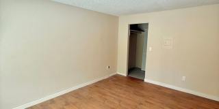 Spacious 2 Bed 1 Bath Fairwood Condo Gallery 14
