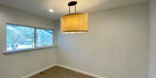 Hidden 4 Bed 2 Bath Gem in South Austin! Gallery 9