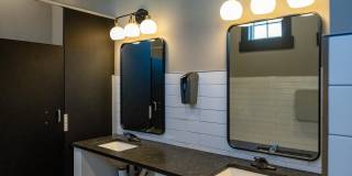 2104 HUDSON COURT Gallery 27