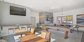 Halston Riverside Gallery 73