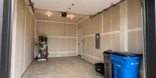 Luxury Townhome for Lease at the Courtyards at Hidden Crest - 13113 NE 71st Pl Gallery 21