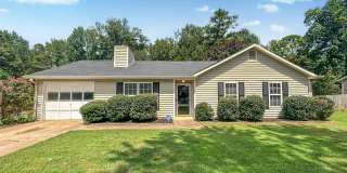 Charming 3-Bedroom Home on Over Half an Acre in Powder Springs! Gallery 1