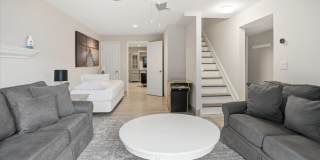 20 Stuart Court Gallery 30