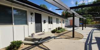 Charming 1 bed 1 bath in the heart of Boise, close to BSU & St. Luke's Gallery 3