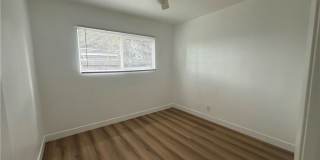 4930 N Vincent Avenue Gallery 18