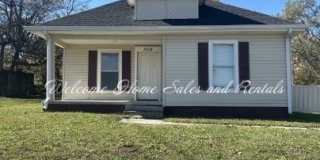 1015 North Main Street Gallery 1