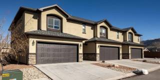 Newer 3 Bedroom, 2.5 Bathroom in Cedar City! Gallery 1