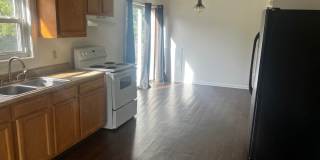 ** 3 Bedroom Ranch in Meadowdale ** Gallery 1