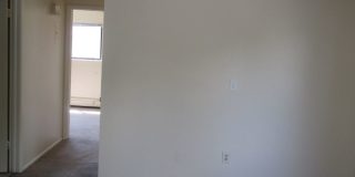 2200 Canyon Gallery 5