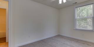 955 Poquoson Avenue Gallery 24