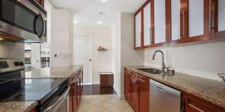 1 GREENE ST Gallery 12