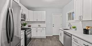 Modern 6-Bedroom Home in North Philadelphia Gallery 1