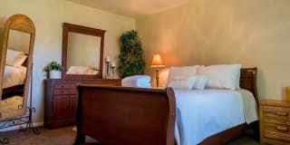 Chateau Apartments Gallery 10