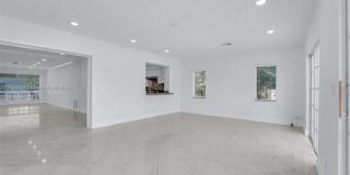 2005 N 36th Ave Gallery 8
