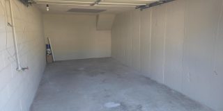 356 KRAMS Avenue Gallery 38