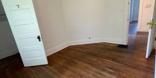 Spacious Home Near U-M | Large Bedrooms, Porches & In-Unit Laundry Spacious Home Near U-M | Large Bedrooms, Porches & In-Unit Laundry Gallery 22