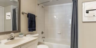 Avalon Courthouse Place Gallery 11