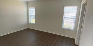 330 9th Street Gallery 8