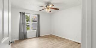 Beautifully maintained 3 bedroom, 2.5 bathroom home for rent in the heart of central Virginia Beach! Gallery 22