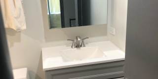 20926 VALLEY FORGE Circle unit: 926 Gallery 11