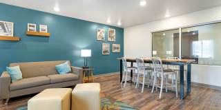 Orlando - Airport Gallery 8