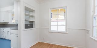 2091 Roosevelt Ave Gallery 8