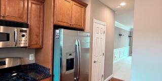 47574 ROYAL BURNHAM Terrace Gallery 14