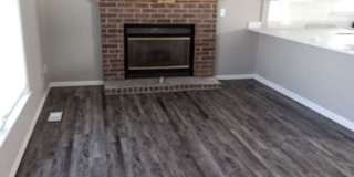 AVAILABLE NOW !! Large SF in Lee's Summit Gallery 1