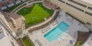 Metropolis Apartments Gallery 21