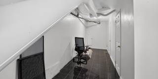 525 Hampton Ave Gallery 26