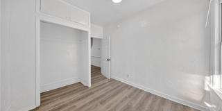 511 Brown Street Gallery 23