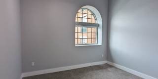 New South Side Apartments at 905 Bingham Gallery 15