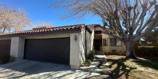 Elegant 4-Bedroom, 3-Bath Home in Prime Cul-de-Sac Location Gallery 1